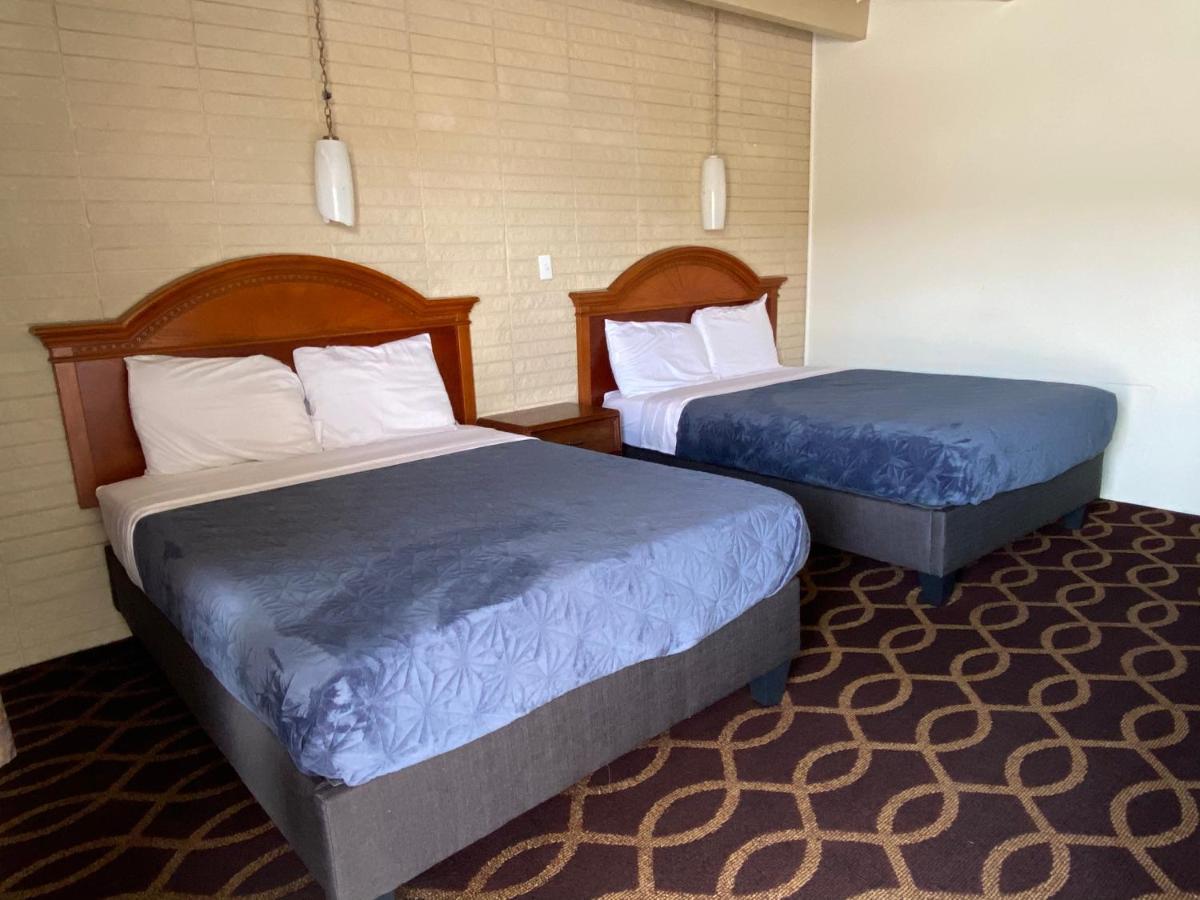 Sonrise Inn Breezewood Экстерьер фото
