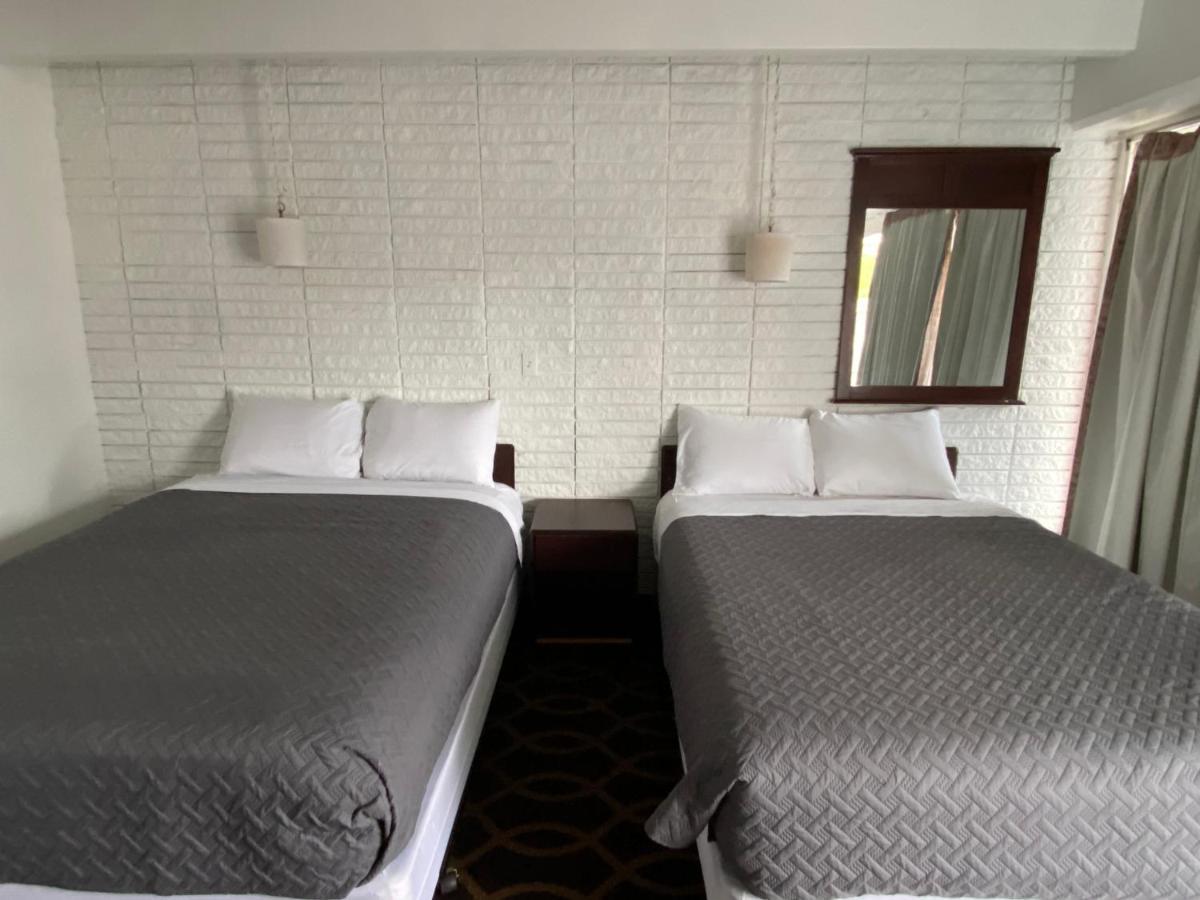 Sonrise Inn Breezewood Экстерьер фото